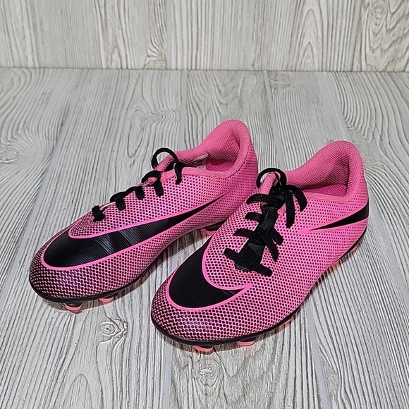 Nike Jr. Bravata II Firm-Ground Soccer Cleats, Pink/Black, Kids Size 1.5Youth - Picture 9 of 11